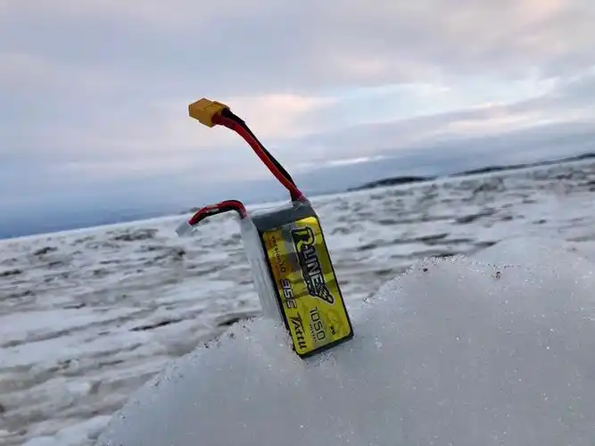 冬季电池充满电启动时却直接掉两格电原来是这样