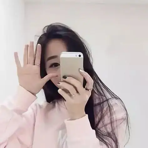 现在流行这样自拍_全脸