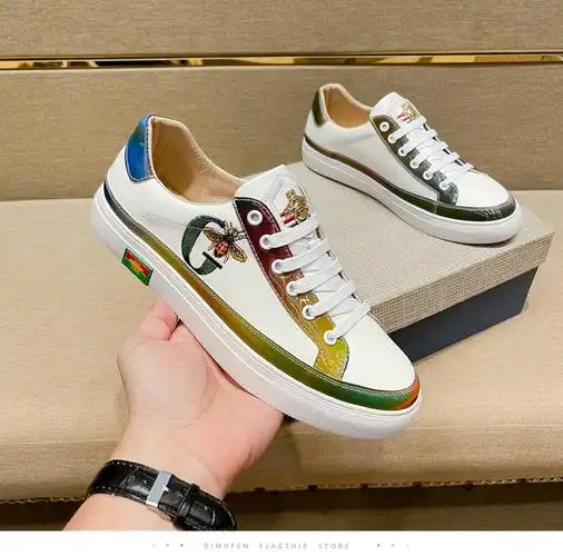 巴巴小蜜蜂轻奢侈品牌酷奇新款春夏季休闲鞋男运动透气平板男鞋子英伦