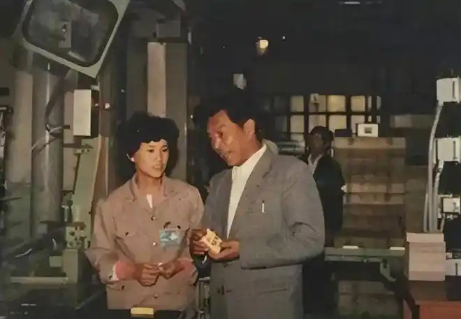 1979年51岁褚时健出任卷烟厂厂长遭到排挤反击方式绝了