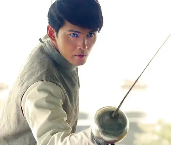 徐正溪26-38岁颜值变化,从帅小伙到古装老腊肉,他为何没爆过?