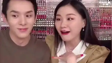 金靖和李佳琦在一起气氛太微妙了有没有,佳琦遇到金婧都是开怀大笑