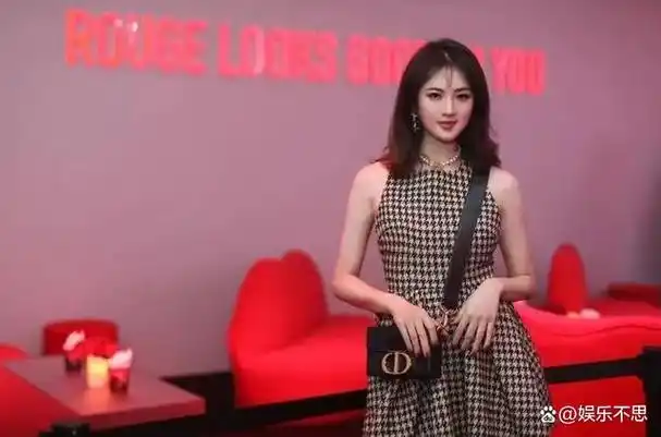 姚安娜强调我不是华为员工请不要把我和华为扯在一起