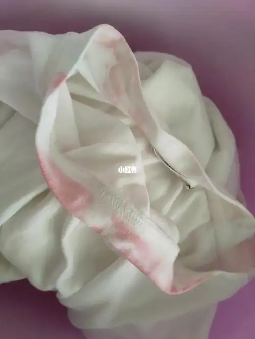 一招解决白衣服染色