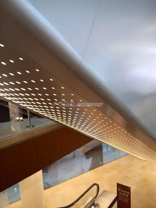 2.5厚棕色烤漆电脑雕刻雕花铝单板幕墙