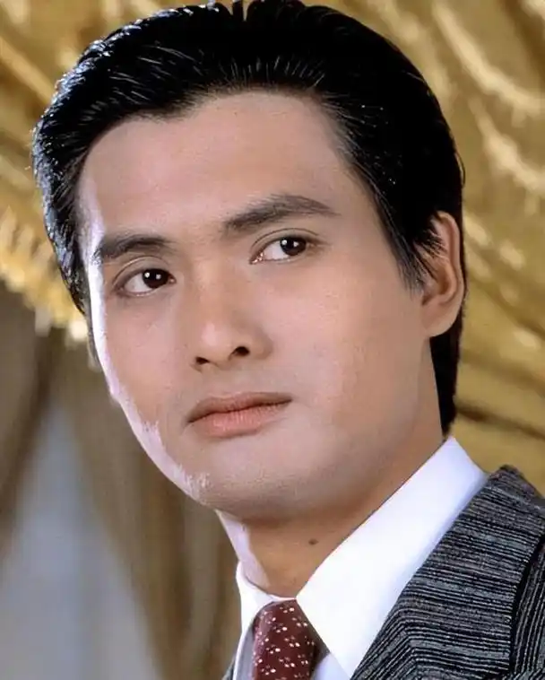 回顾:港星中有"大哥"范的明星只有这五位,"乌鸦"等人欠火候