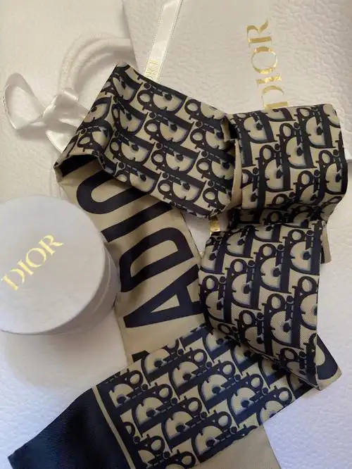 dior迪奥老花丝巾复古风深蓝色