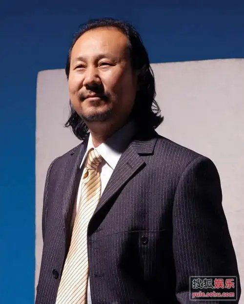 《三毛》回归音乐本真 歌王腾格尔新歌财源滚进