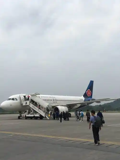 遵义新舟机场_遵义高铁站到新舟机场