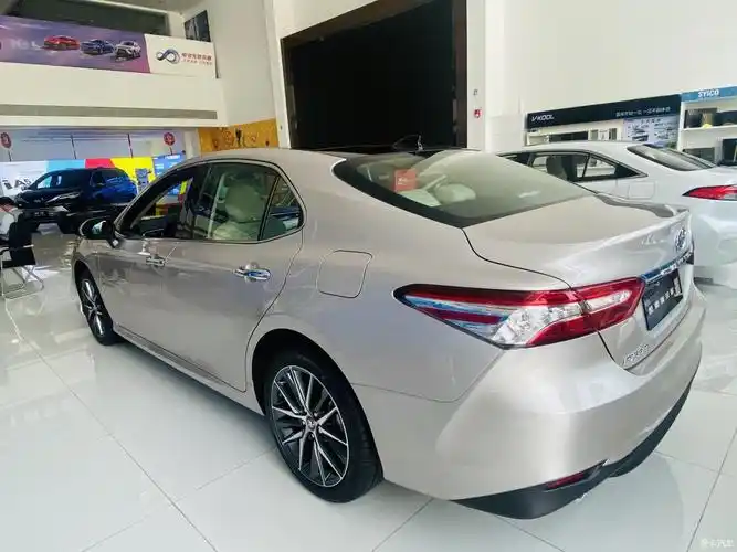 凯美瑞钛灰银!珍珠白!-爱卡汽车网论坛