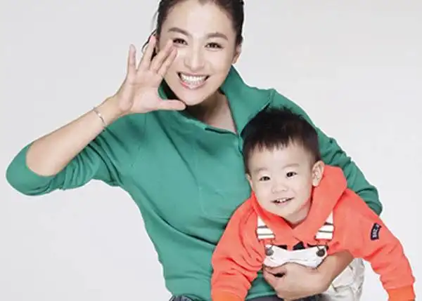 沈傲君老公是谁 个人资料揭秘