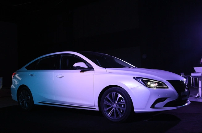 蓉城西村美丽夜 触摸chinaclass设计之妙_东方汽车