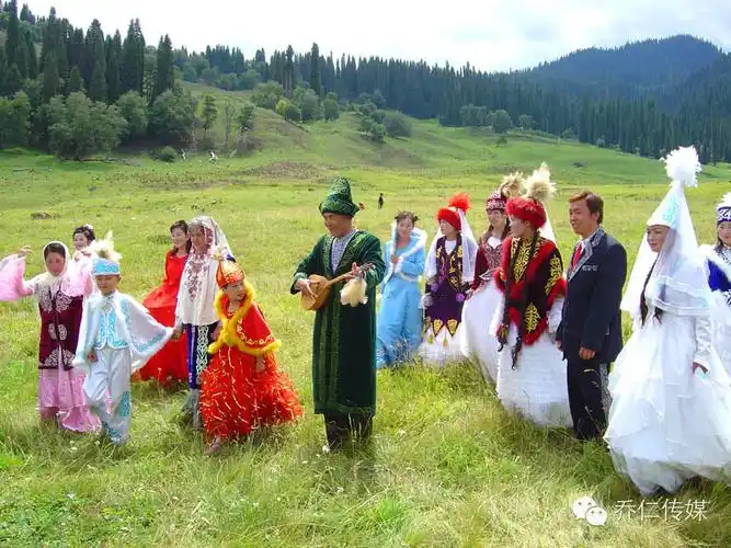 哈萨克族主要节日有古尔邦节,肉孜节和那吾热孜节(纳吾肉孜节).