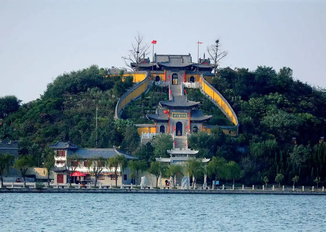 东阿县标签: 公园 旅游景点  曹植公园共多少人浏览:3731407  电话