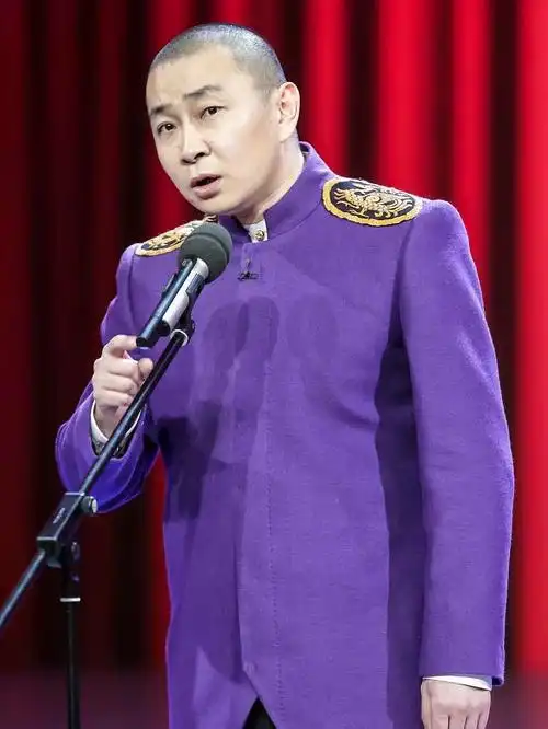 相声演员苗阜客串电影票房超27亿,排名第27却有自己的海报!