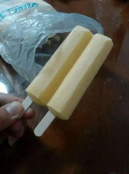 开的那一刻骑着自行车兜售冰棍的大叔夏天最深刻的印象应该是对于70后