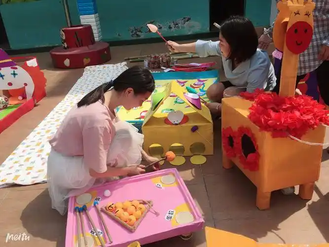玩出智慧,玩出健康——升坊镇中心幼儿园教师自制玩教具比赛