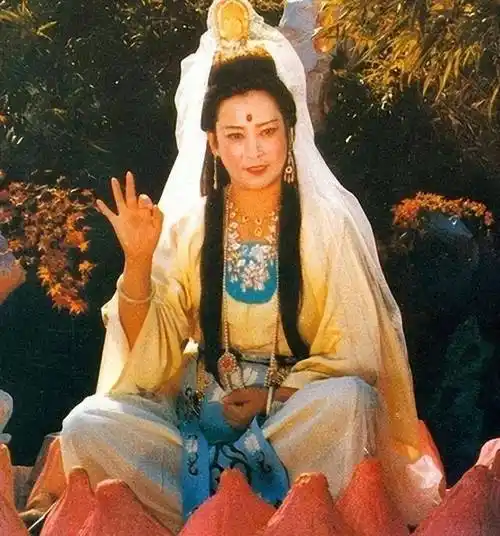 左大玢:自从演了观音菩萨后,身上接连发生"怪事",至今解释不清_观世音