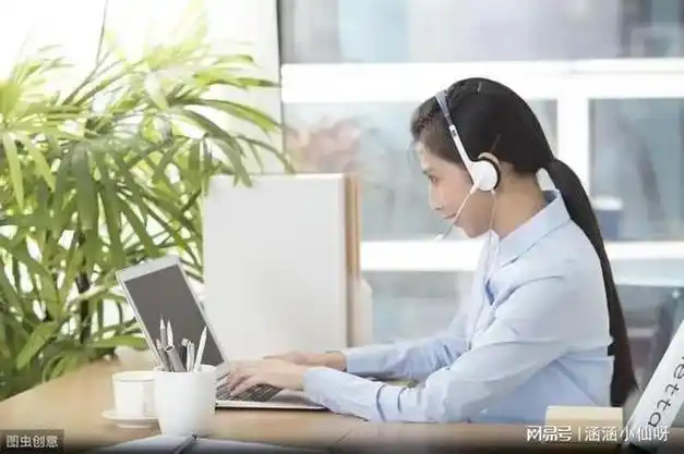 其次,客户也可以通过拨打公司提供的客服电话咨询开户事宜,工作人员会