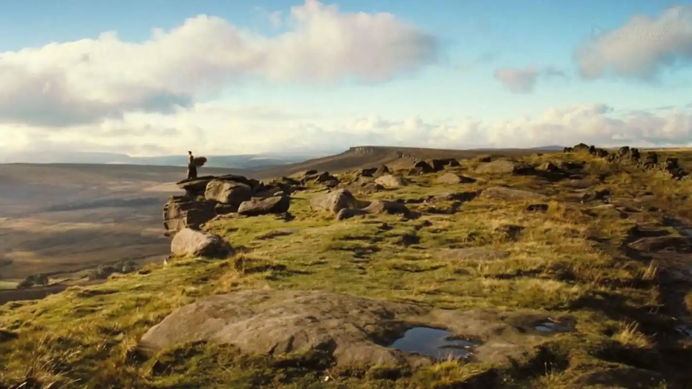 《傲慢与偏见》影评,初晨有雾,晨光熹微,朦胧之间