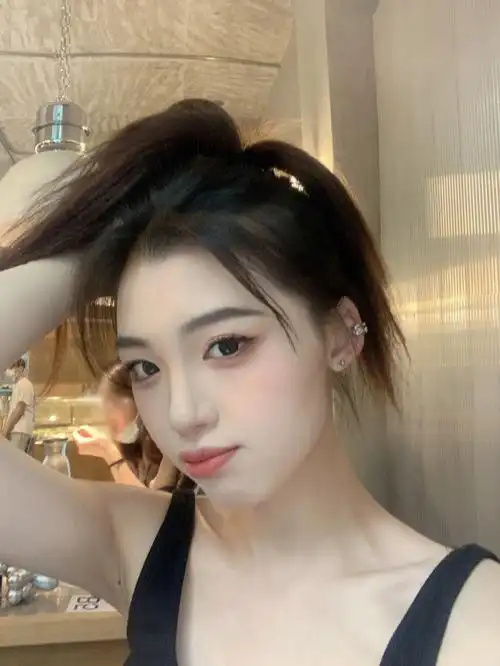 探探探扫把头的一天