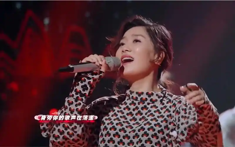 【凤凰传奇】再度演绎经典串烧cut【自由飞翔】【大声唱】【来吧】