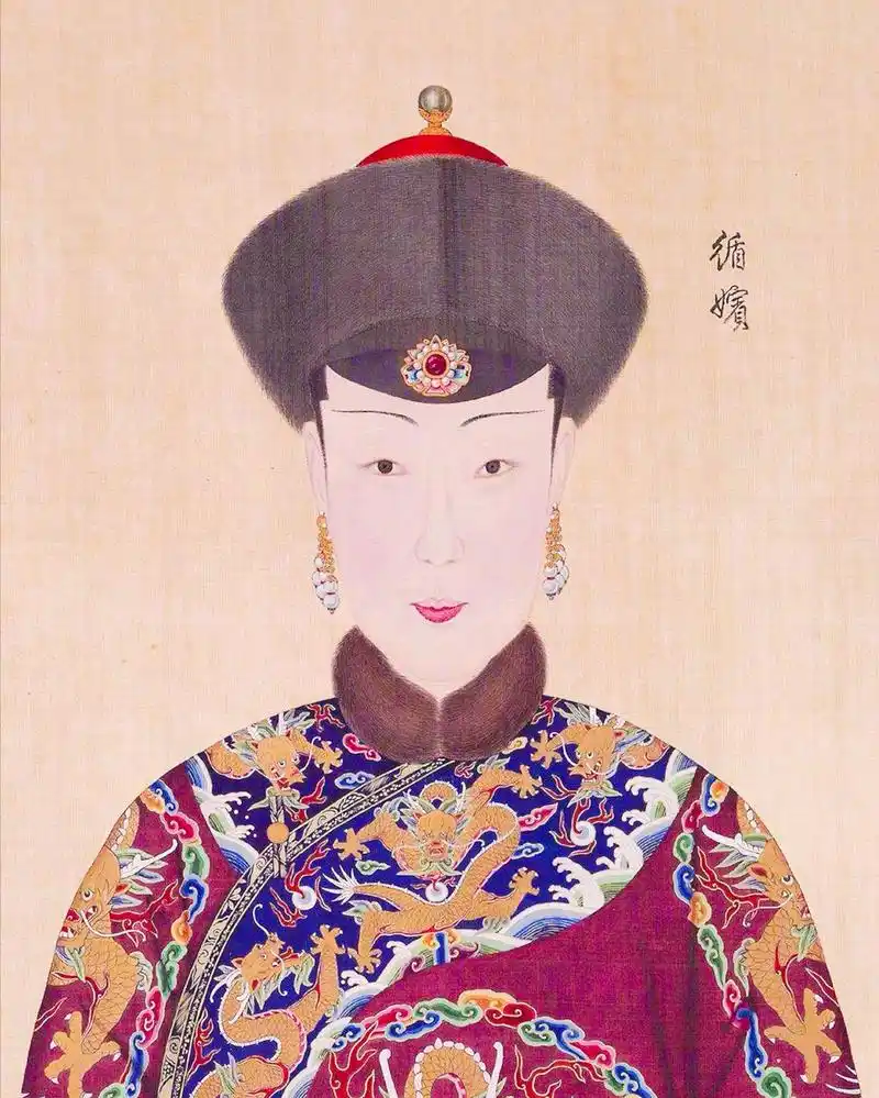 郎世宁笔下的乾隆后妃
