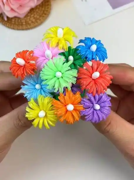吸管做小花手工制作 做完手工剩下的吸管不要丢,教你和棉签做好看的