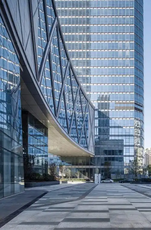 城市会客厅:西部国际金融中心 / 汉米敦(上海)工程咨询股份有限公司