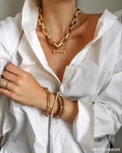 雷区一:明晃晃的金属饰品