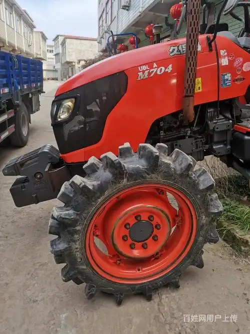19年进口久保田704拖拉机