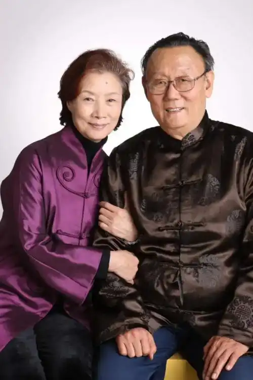 女演员吕中个人简历及资料(吕中个人演艺简历)插图16