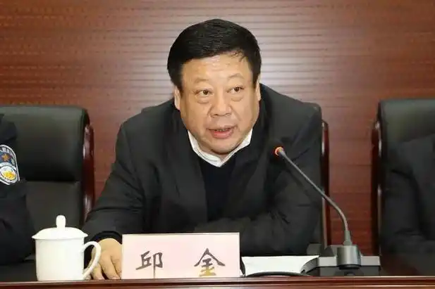 省公安厅单位内部保卫管理处处,辽阳市副市长,市公安局局长等重要职务