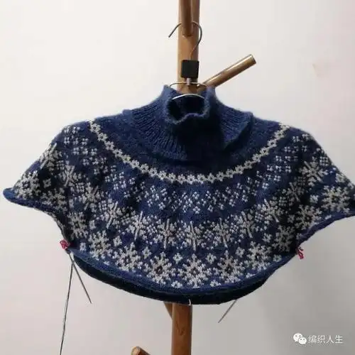薄款镂空花圆肩毛衣从上往下织法(从上往下织的圆肩育克提花毛衣裙)