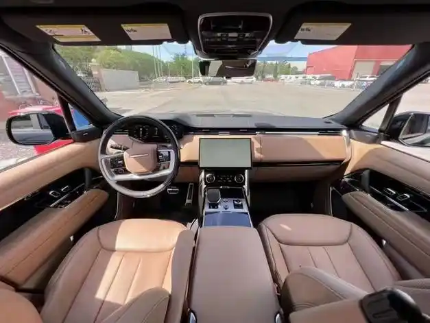 24款路虎揽胜4.4加长版售价248万|新车|内饰|底盘|豪华suv_网易汽车