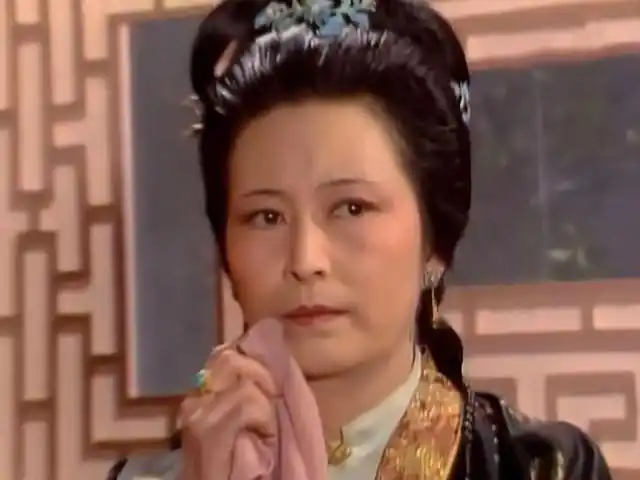 红楼梦王夫人两次针对林黛玉贾母的反应亮了