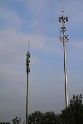 电信信号发射铁塔