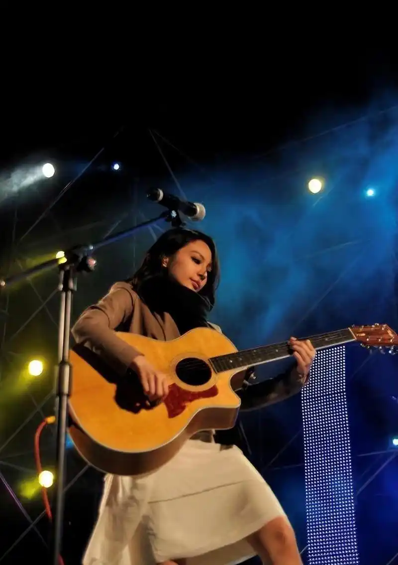 詹雯婷为何退出飞儿乐队?