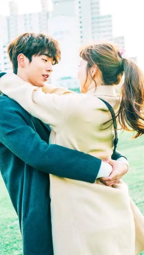 南柱赫 李圣经 壁纸