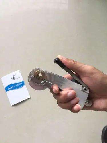 手拿气动空气捻接器纱线打结器空捻器线头打结机