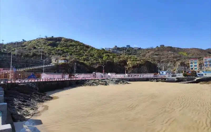 温岭石塘的金沙滩