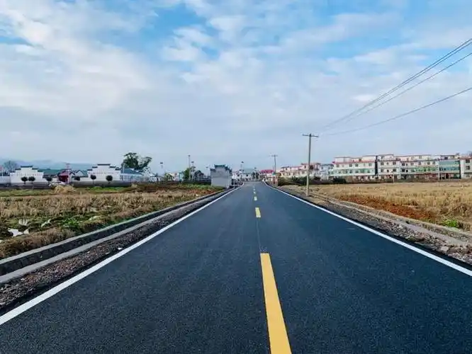 建设美丽乡村路织就乡村振兴幸福网