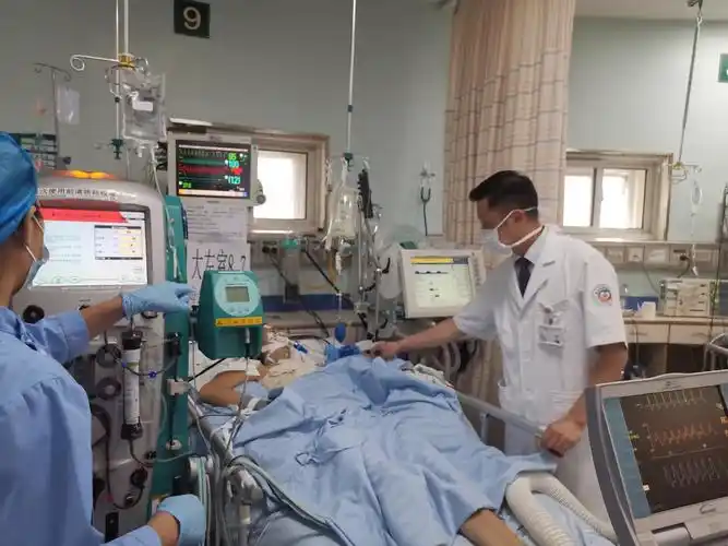 第二位昏迷患者,在重症监护病房