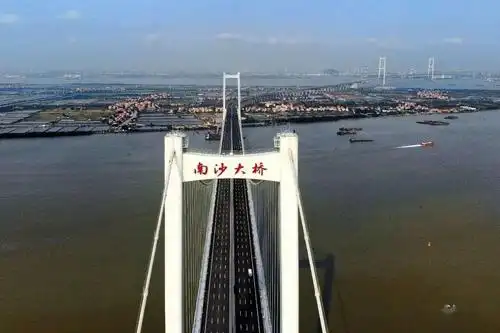 一座座跨海大桥见证一个世界级的大湾区的崛起