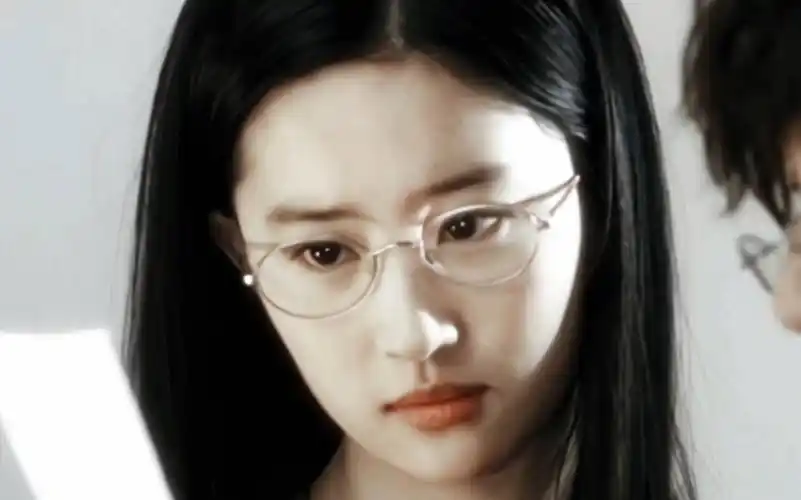 "蝴蝶会眨眼睛吗"| 刘亦菲 宋晓青| 恋爱通告