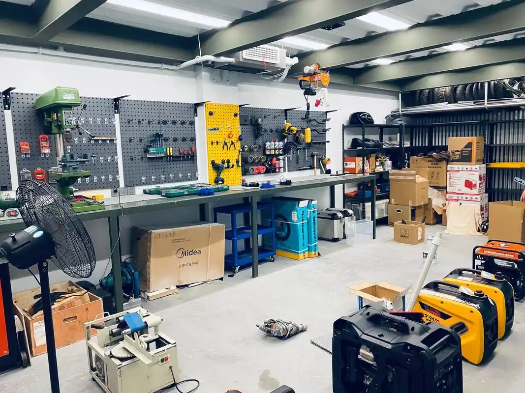 谁能拒绝一间工具房呢?#工具房 #设计 #改装  #专业的事 - 抖音