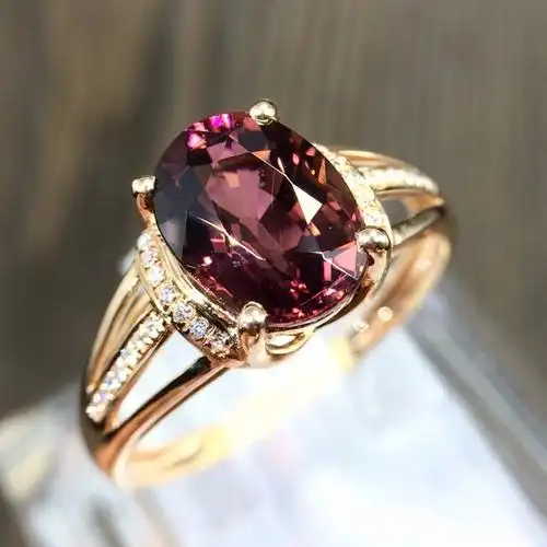 18k金镶天然碧玺戒指