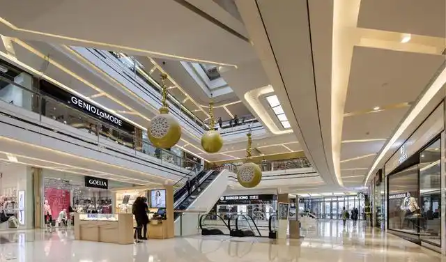 吉林这一"大型商场",虽位于"核心地段",却即将走向"倒闭"|实体店_网易