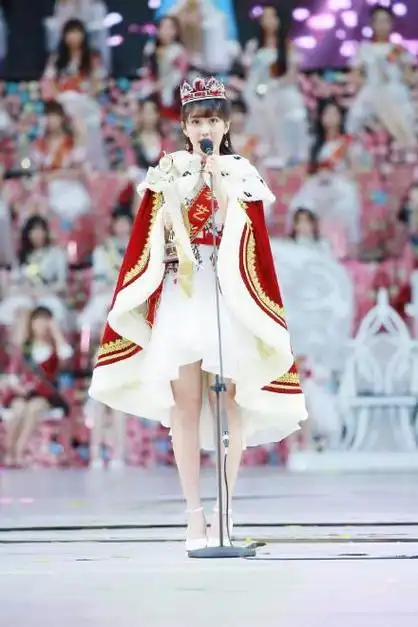 李艺彤为什么没有新剧 李艺彤为什么人气这么高