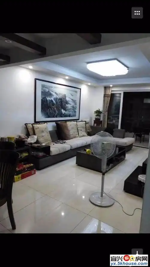 宜兴中堂 低层 95.75平米 2室2厅1卫 精装修房东诚心